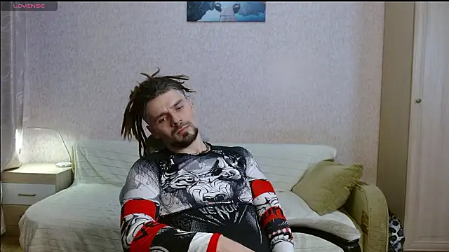 Aestheticguy101 online show from 03/26/26, 03:10