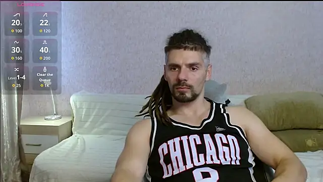 Aestheticguy101 online show from 11/02/25, 10:42