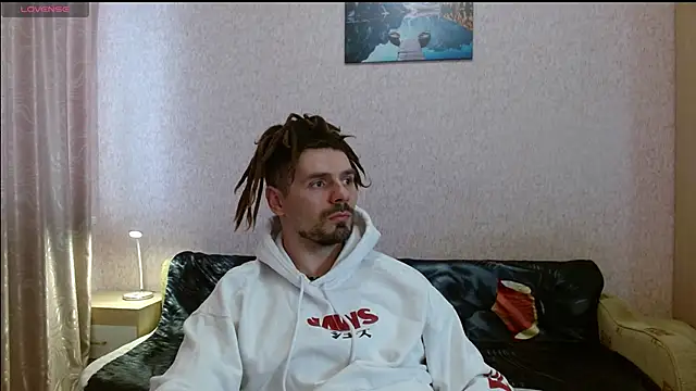 Aestheticguy101 online show from 04/14/26, 09:36