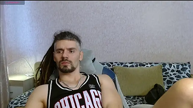 Aestheticguy101 online show from 11/30/25, 11:33