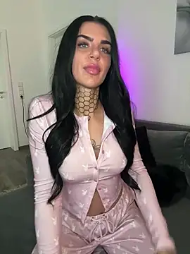 LexiCoco online show from 10/05/25, 07:54