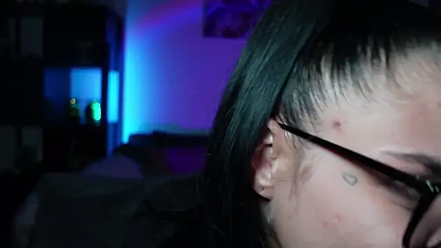 LexiCoco online show from 03/21/25, 05:54