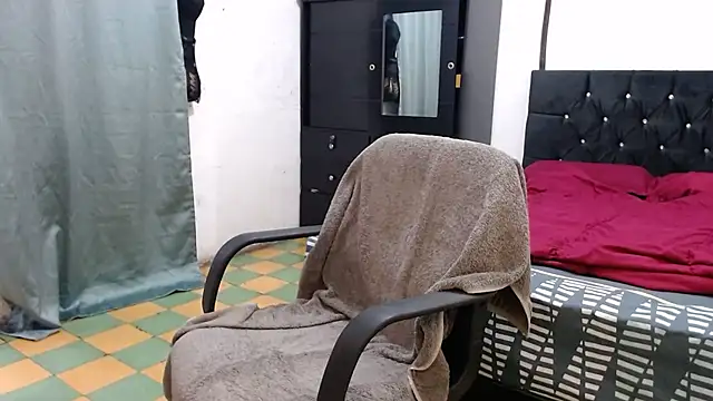 suckmydickbitch97 online show from 09/27/25, 11:38