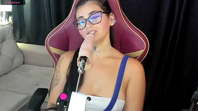 LauraColour online show from 02/05/26, 11:55