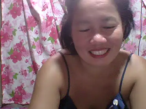 pinaySandra online show from 10/17/25, 05:00