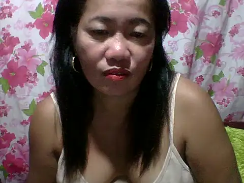 pinaySandra online show from 10/18/25, 01:13