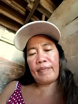 pinaySandra online show from 11/28/25, 05:51