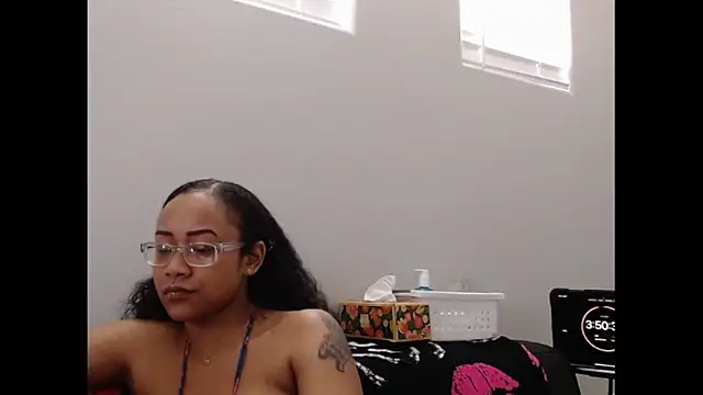 RylHoneyy online show from 02/22/26, 07:59