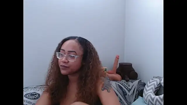 RylHoneyy online show from 03/22/26, 04:41