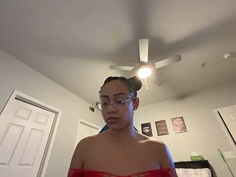 RylHoneyy online show from 02/08/26, 03:48