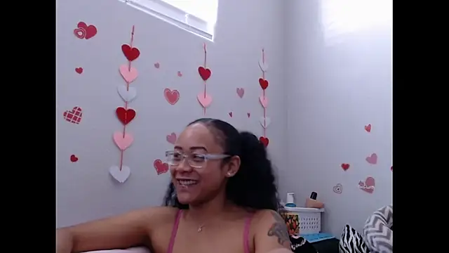 RylHoneyy online show from 02/13/26, 09:15