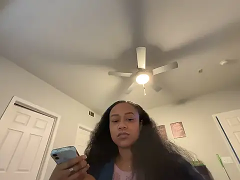 RylHoneyy online show from 01/11/26, 03:30