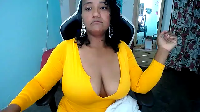 marysol83 online show from 10/05/25, 01:40