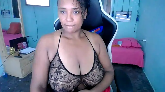 Snapshot of marysol83 chatting on 02/14/26, 01:50 marysol83 online show from 02/14/26, 01:50