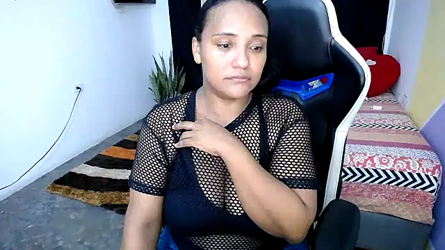 marysol83 online show from 02/22/25, 07:34