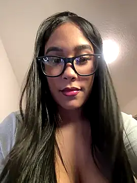 Snapshot of WHAAATTTTTTTTTT chatting on 10/24/25, 07:24 WHAAATTTTTTTTTT online show from 10/24/25, 07:24