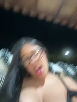 Snapshot of WHAAATTTTTTTTTT chatting on 01/23/25, 03:05 WHAAATTTTTTTTTT online show from 01/23/25, 03:05