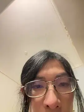 CrytinaSissyCrossdress online show from 04/04/26, 05:52