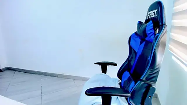 sophiax-x online show from 03/26/26, 02:59