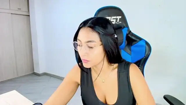 sophiax-x online show from 03/06/26, 03:07