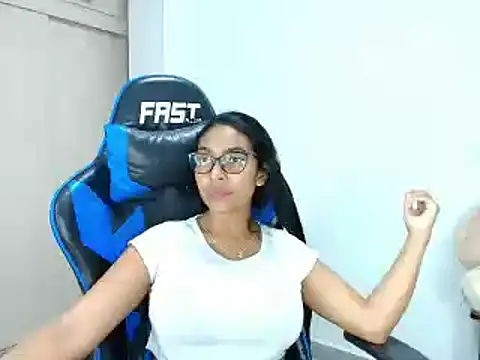 sophiax-x online show from 03/20/25, 12:30