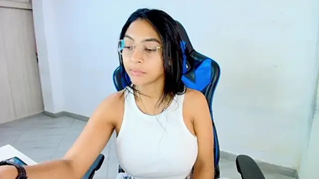 sophiax-x online show from 03/01/26, 01:33