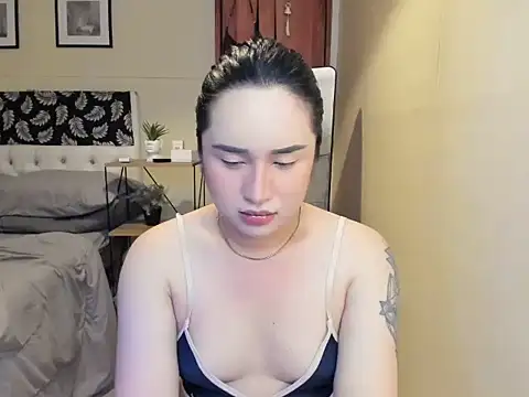Snapshot of Sexysafarahh chatting on 06/21/26, 01:44 Sexysafarahh online show from 06/21/26, 01:44
