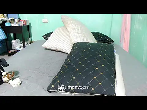 WantedSexslaves online show from 10/21/25, 12:26