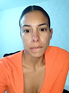 Snapshot of Angelinalombardi_ chatting on 09/19/25, 12:47 Angelinalombardi  online show from 09/19/25, 12:47