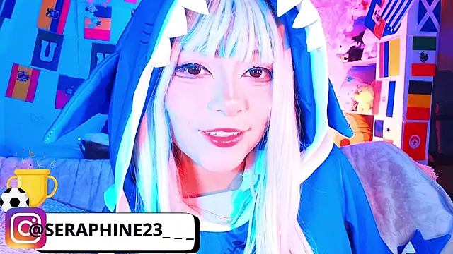 seraphine23 online show from 07/12/26, 10:32
