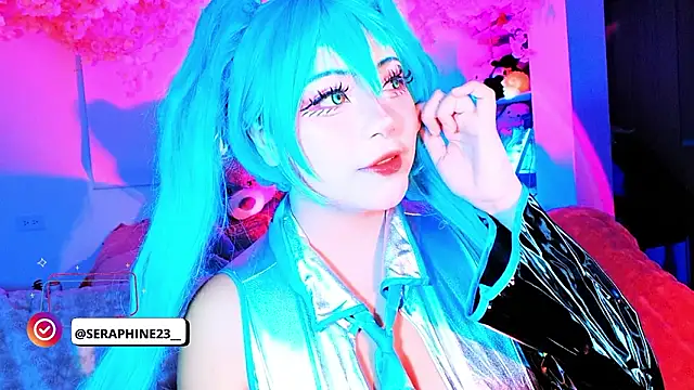 seraphine23 online show from 02/03/26, 12:43