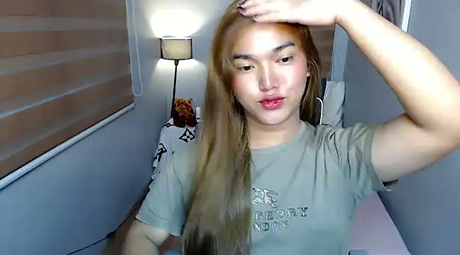 Snapshot of MoaningKylie chatting on 12/13/24, 09:20 MoaningKylie online show from 12/13/24, 09:20