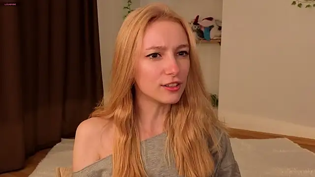 berrry girl online show from 05/13/26, 11:39