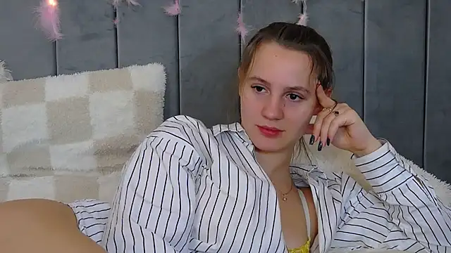 Snapshot of Kassiia chatting on 02/08/25, 07:15 Kassiia online show from 02/08/25, 07:15