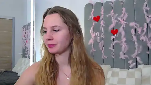Snapshot of Kassiia chatting on 02/14/25, 08:52 Kassiia online show from 02/14/25, 08:52