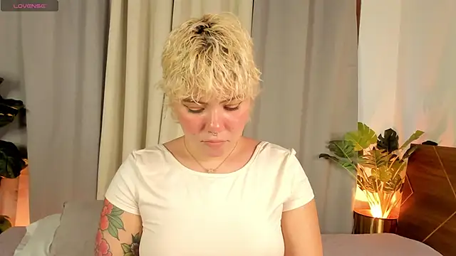 Amy art online show from 02/27/26, 07:24