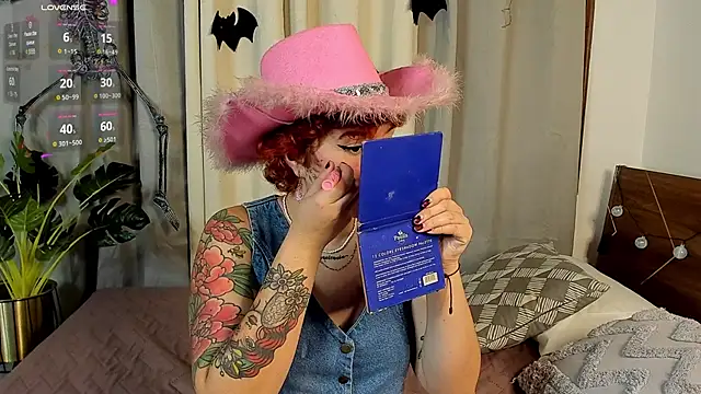 Amy art online show from 10/24/25, 08:52