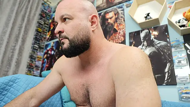 Snapshot of Muscle_Bear chatting on 10/02/25, 03:59 Muscle Bear online show from 10/02/25, 03:59