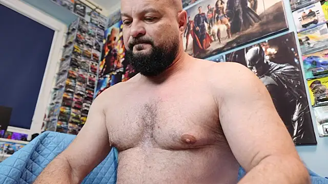 Muscle Bear online show from 04/19/26, 04:46