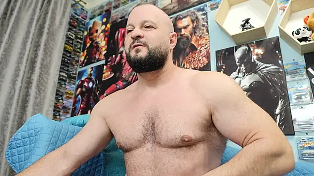 Snapshot of Muscle_Bear chatting on 10/04/25, 05:20 Muscle Bear online show from 10/04/25, 05:20