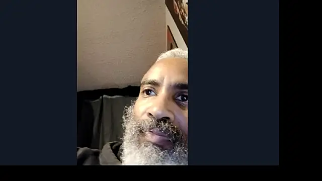 Snapshot of Naturandy1 chatting on 12/18/25, 11:58 Naturandy1 online show from 12/18/25, 11:58