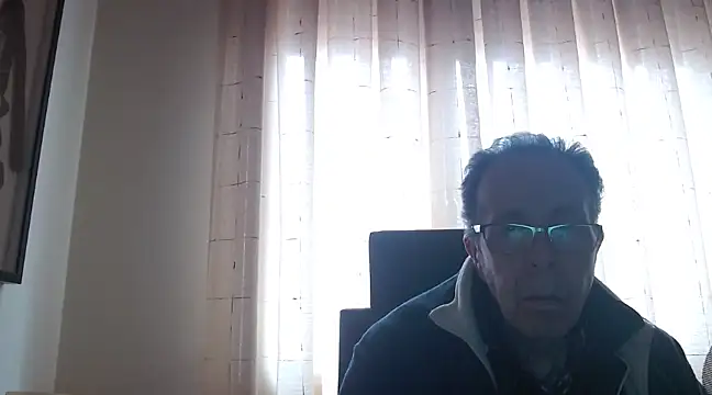 Snapshot of TonyComa chatting on 12/19/24, 12:23 TonyComa online show from 12/19/24, 12:23