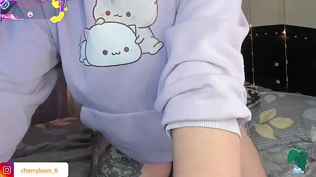 Snapshot of cherrybom_ chatting on 02/05/26, 01:45 cherrybom online show from 02/05/26, 01:45