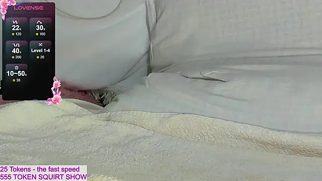 Snapshot of kitty69grey chatting on 02/28/25, 10:17 kitty69grey online show from 02/28/25, 10:17