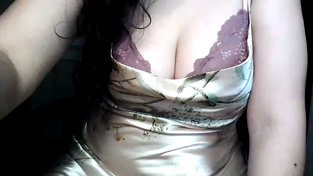 Snapshot of Nora_NRI chatting on 12/06/24, 08:45 Nora NRI online show from 12/06/24, 08:45