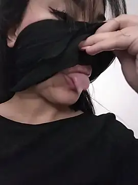 sarahvergen online show from 03/22/26, 07:04