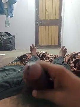 hunter6112 online show from 11/24/25, 05:57