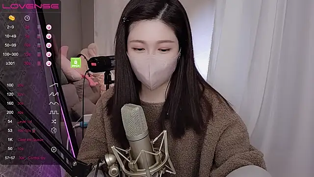 Snapshot of tw_lala chatting on 01/07/25, 04:27 tw lala online show from 01/07/25, 04:27