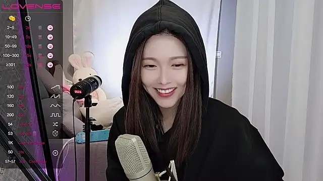 Snapshot of tw_lala chatting on 01/17/25, 04:26 tw lala online show from 01/17/25, 04:26