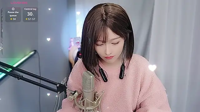 Snapshot of tw_lala chatting on 02/13/26, 02:06 tw lala online show from 02/13/26, 02:06